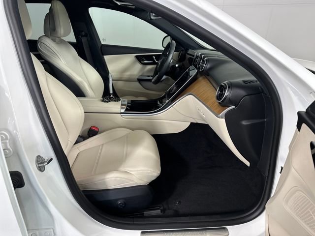 Used 2022 Mercedes-Benz C 300 Sedan image 28