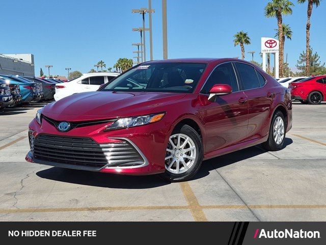 Certified 2022 Toyota Camry LE FWD image 1