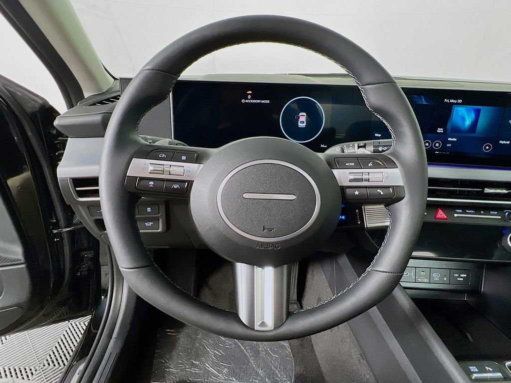 New 2025 Hyundai Sonata Limited image 10