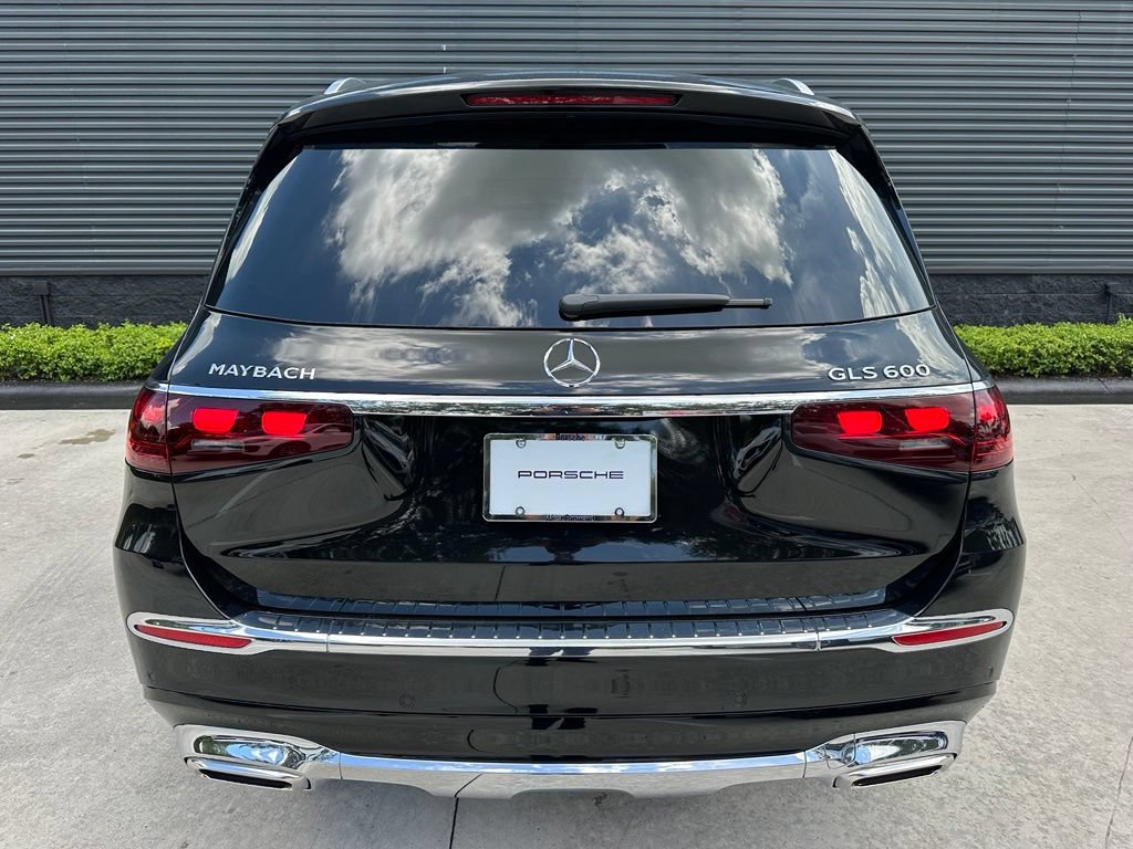 Used 2025 Mercedes-Benz Maybach GLS 600 4MATIC image 13