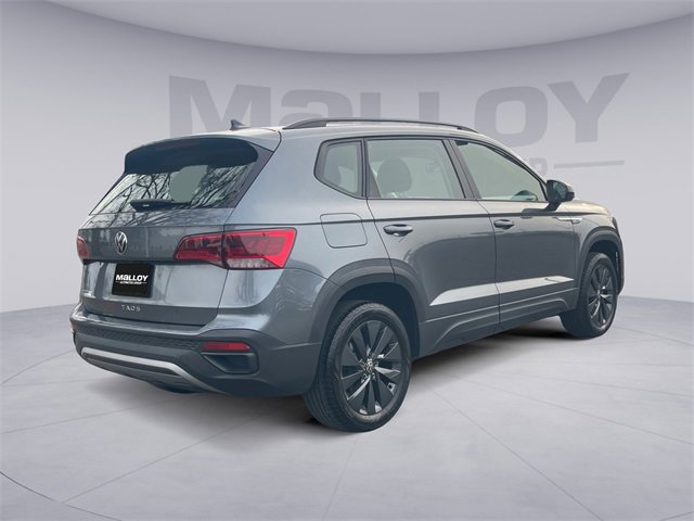 Used 2022 Volkswagen Taos S image 3