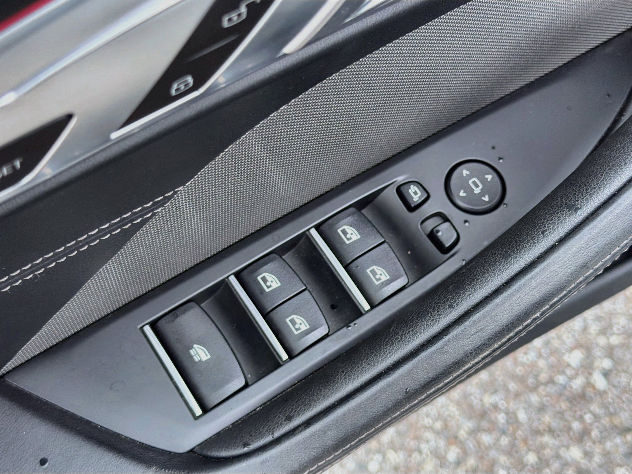 Used 2022 BMW 840i Convertible RWD image 23