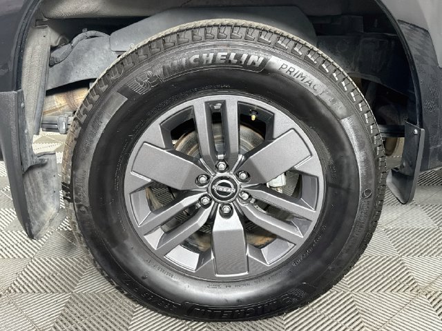 Used 2025 Nissan Frontier SV RWD image 30