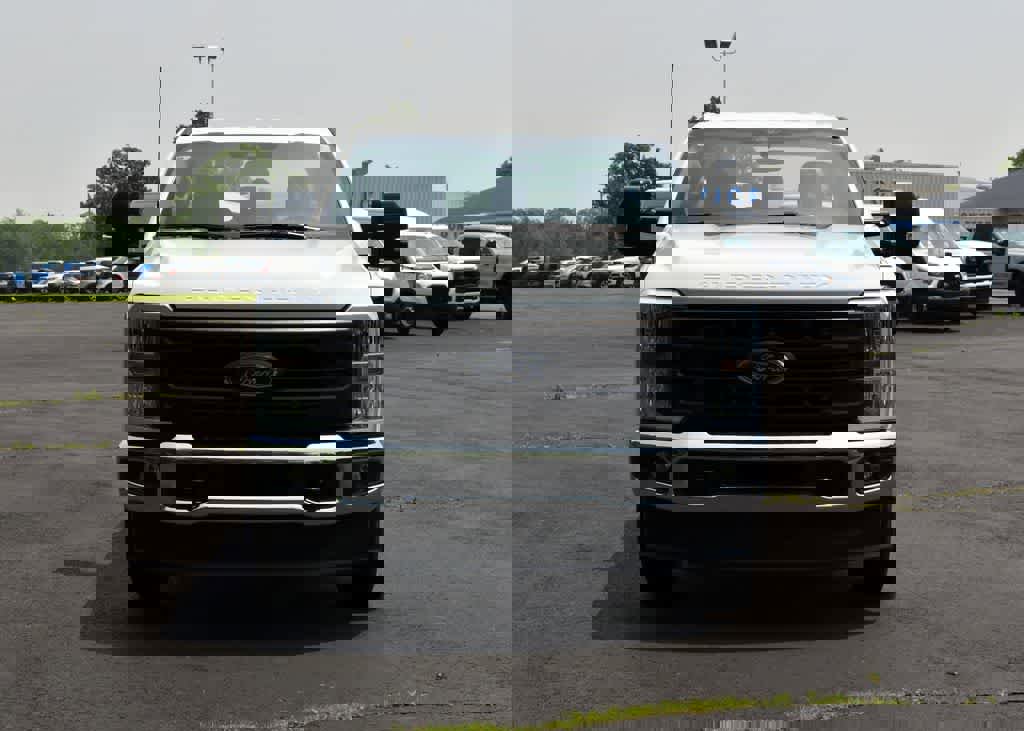 New 2025 Ford F350 XL w/ XL Chrome Package image 8