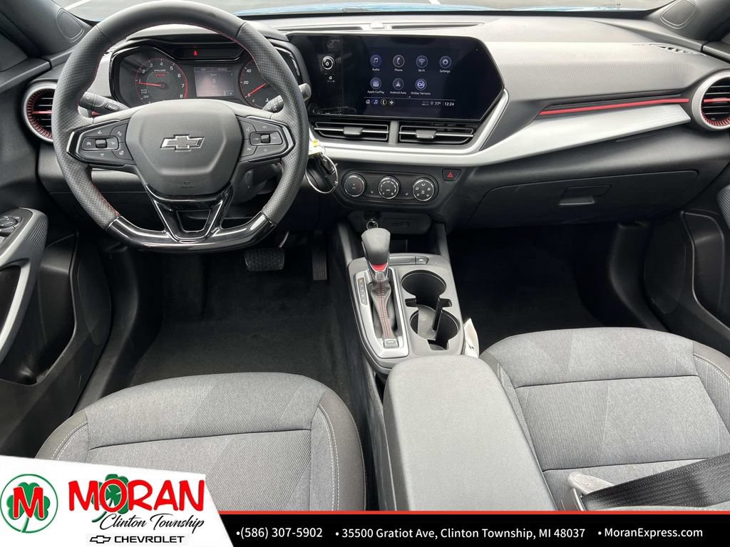 Certified 2025 Chevrolet Trax RS w/ Driver Confidence Package FWD image 14