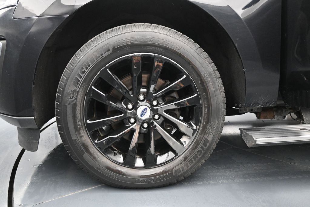 Used 2019 Ford Expedition Max Limited AWD/4WD image 30