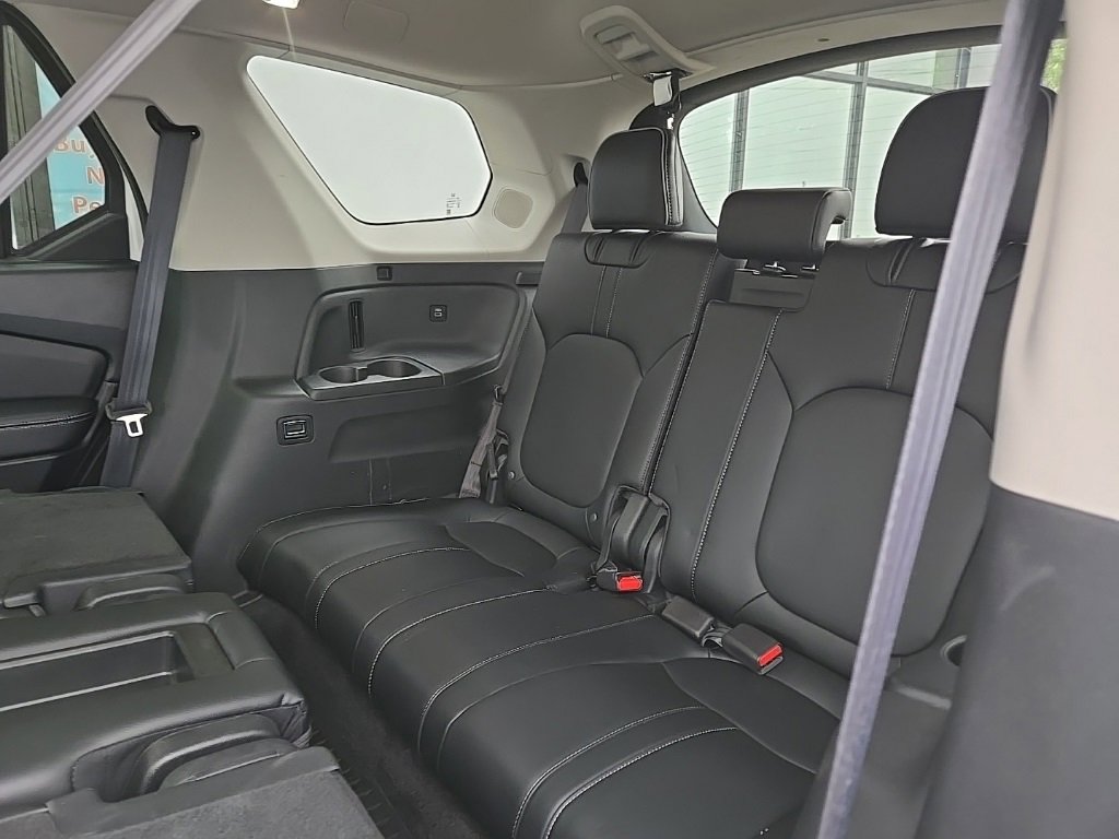 Used 2023 Honda Pilot Elite image 97