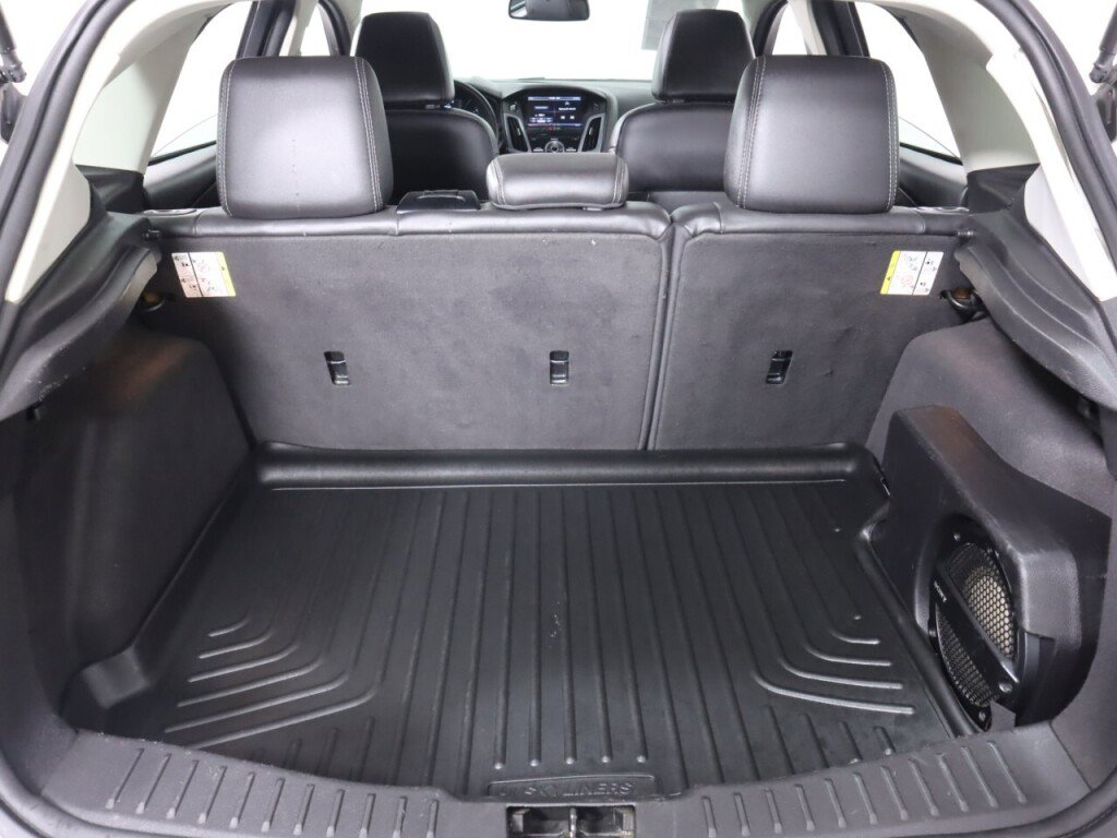 Used 2012 Ford Focus Titanium image 35