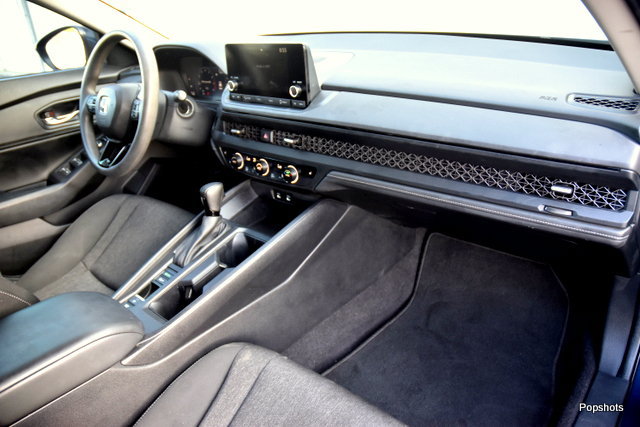Certified 2024 Honda Accord EX image 15