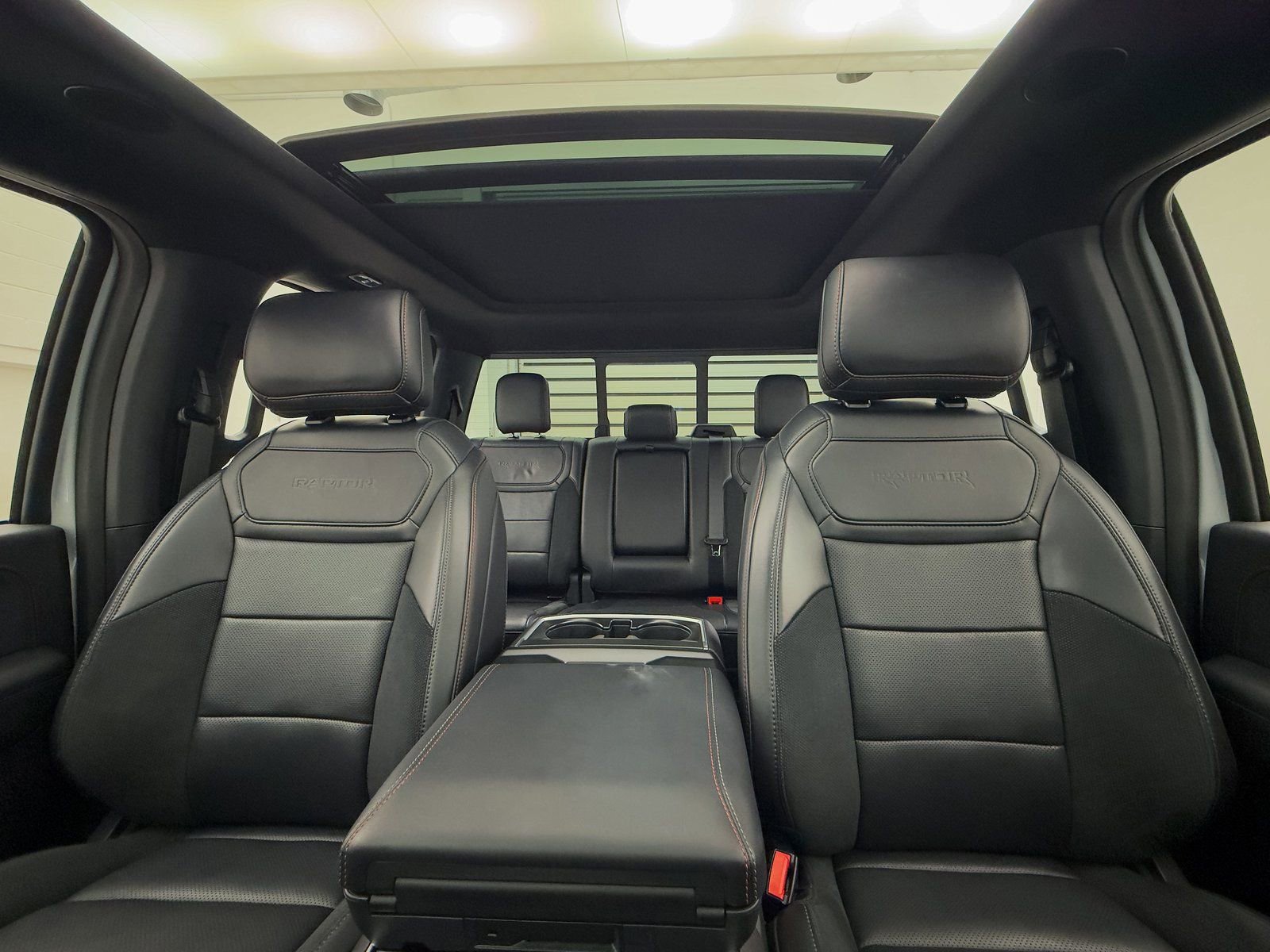 Used 2025 Ford F150 Raptor image 12