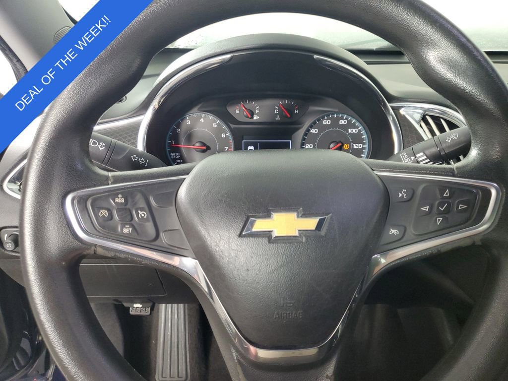 Used 2017 Chevrolet Malibu LT image 23
