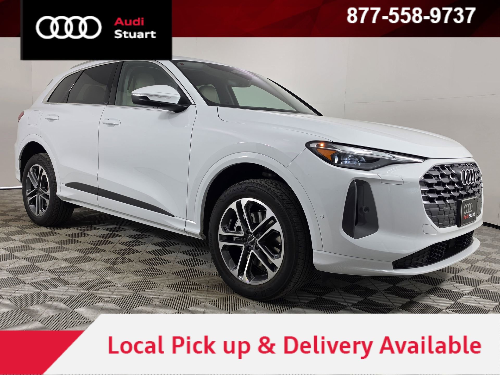 Certified 2025 Audi Q5 Premium w/ 19" Wheel Package