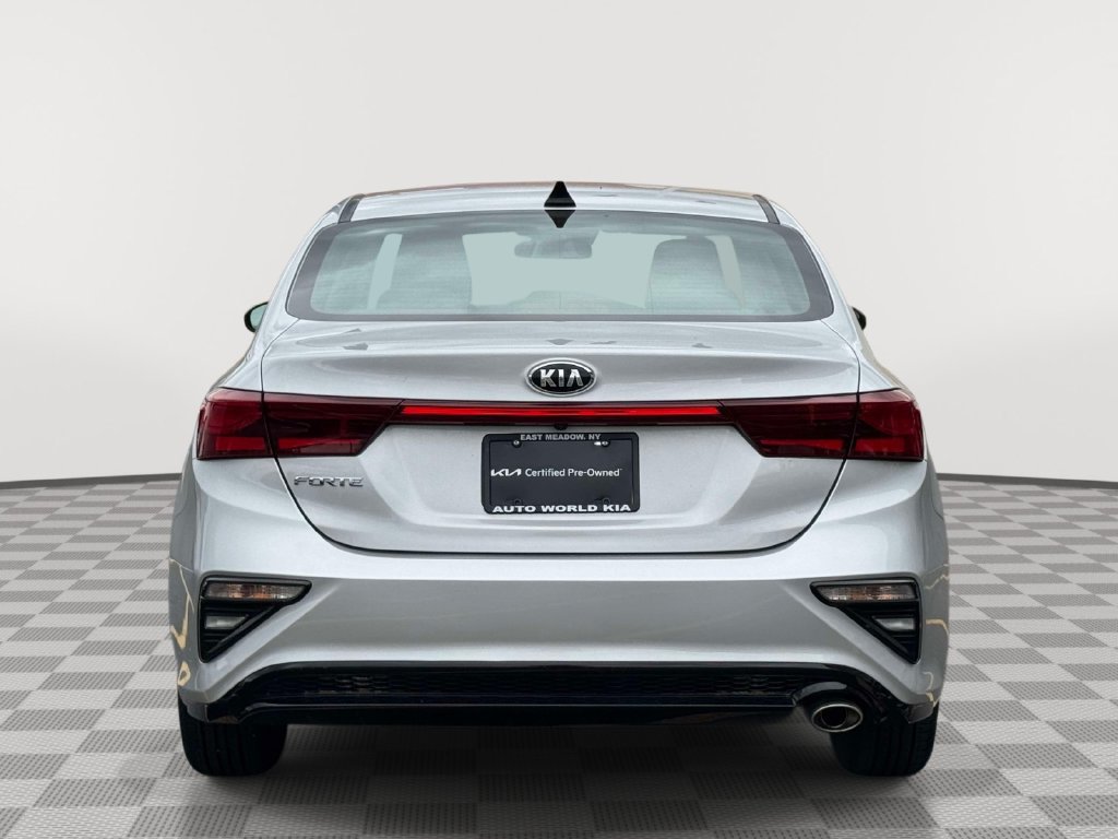 Used 2021 Kia Forte LXS FWD image 6
