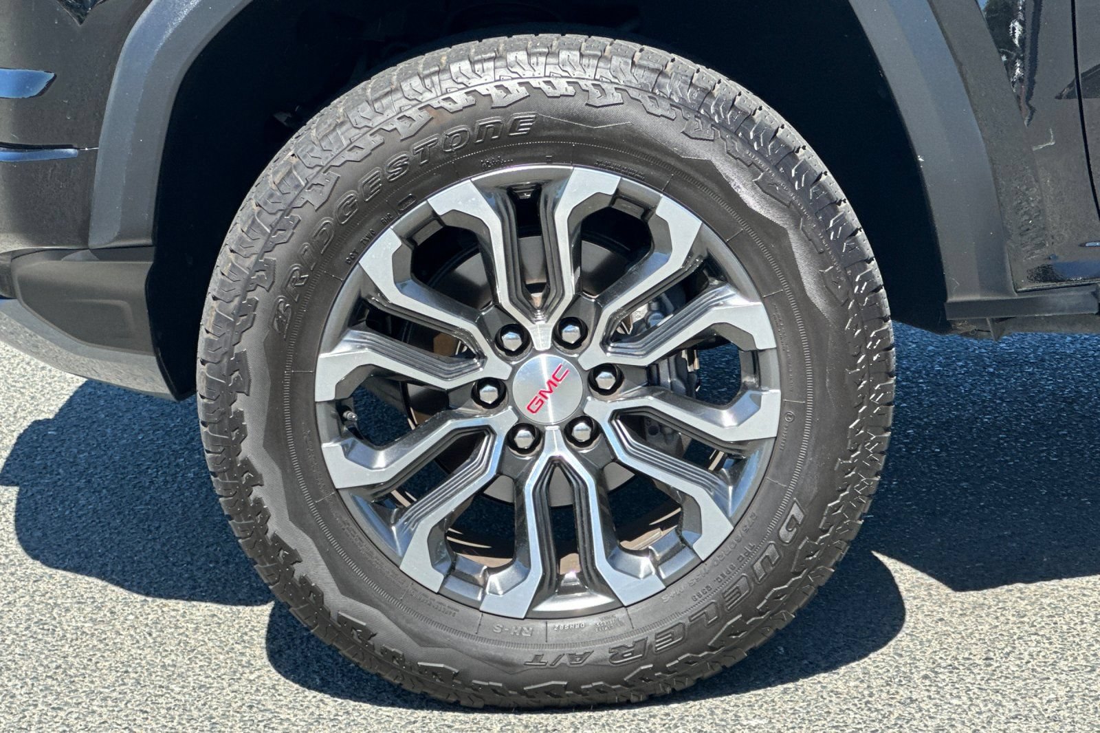 Used 2023 GMC Canyon Denali AWD/4WD image 25