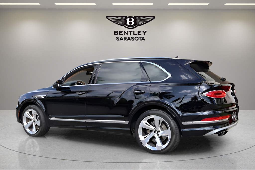Used 2024 Bentley Bentayga Extended Wheelbase AWD/4WD image 3