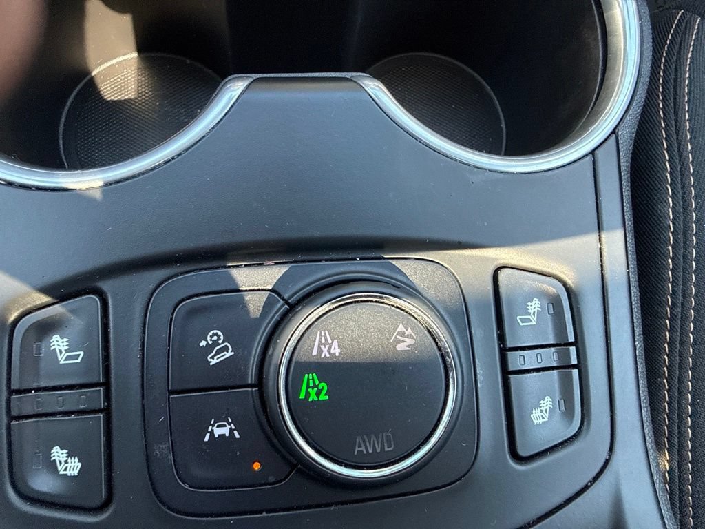 Used 2021 GMC Terrain SLE w/ Driver Convenience Package AWD/4WD image 21