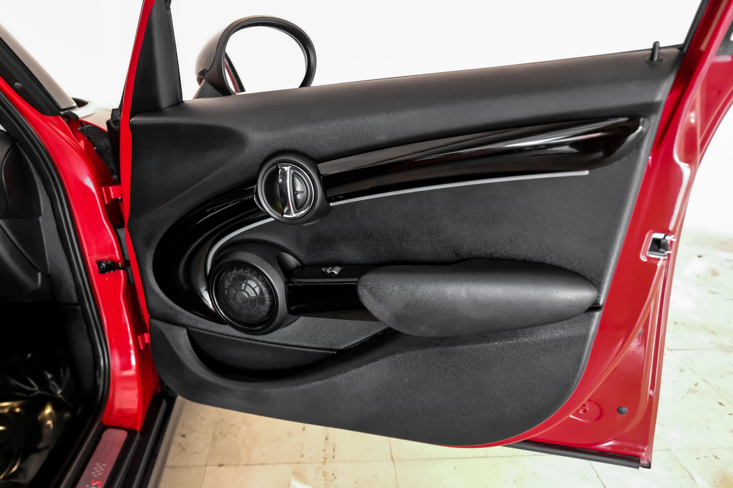 Used 2016 MINI Cooper S FWD image 41