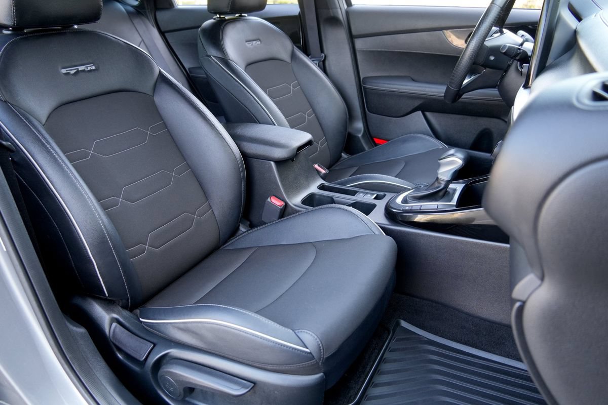 Used 2024 Kia Forte GT-Line FWD image 8