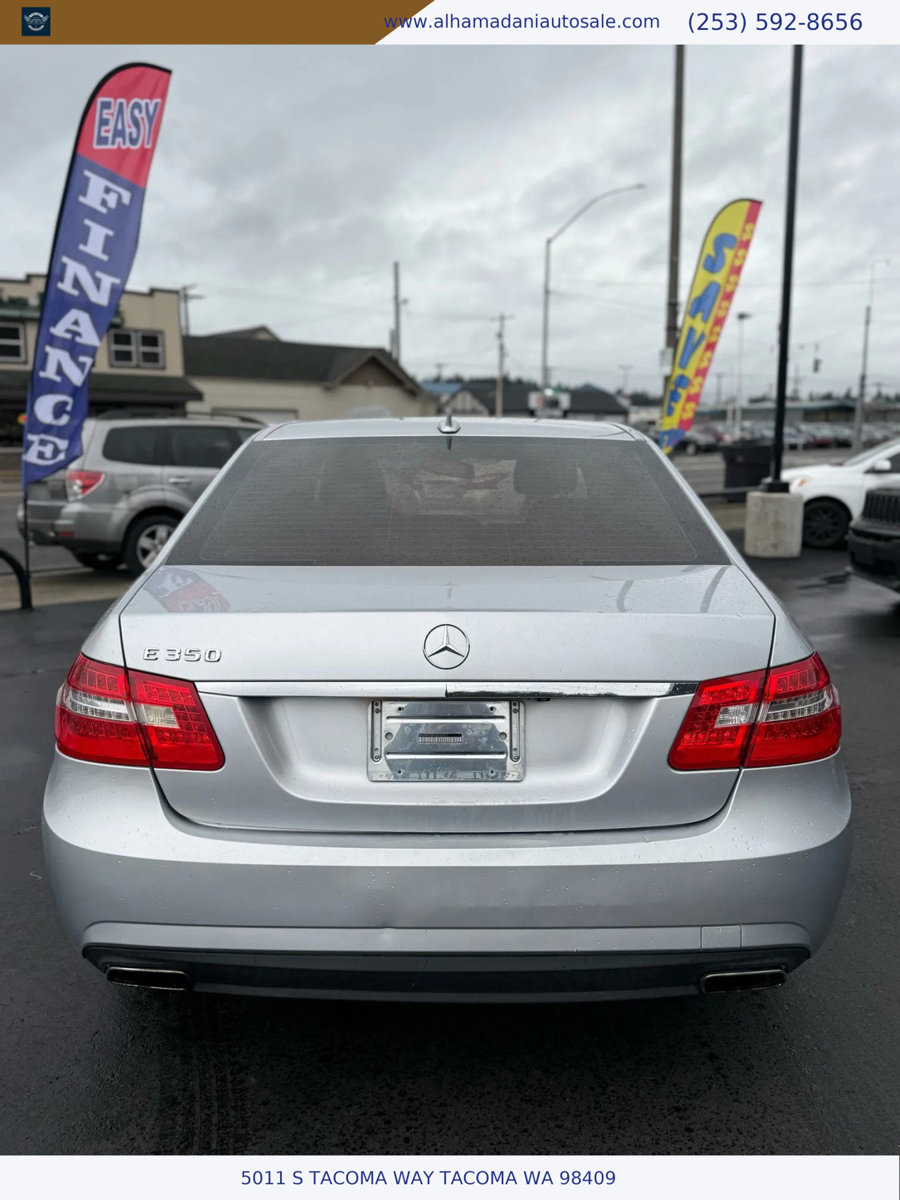Used 2010 Mercedes-Benz E 350 Sedan image 3