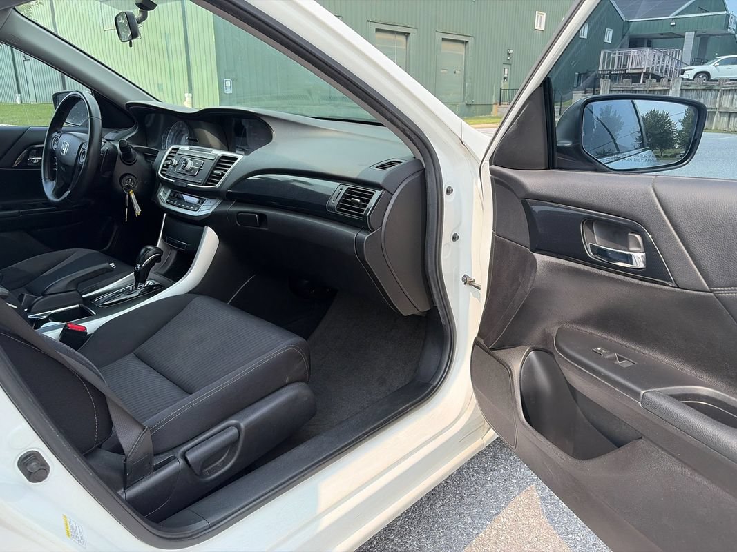 Used 2014 Honda Accord Sport image 14