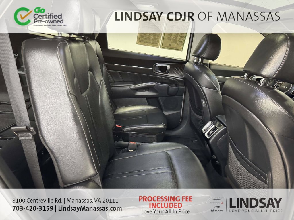 Used 2023 Kia Sorento SX AWD/4WD image 15