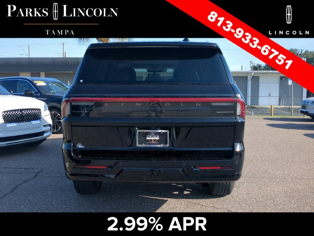 Certified 2025 Lincoln Navigator Reserve AWD/4WD image 5