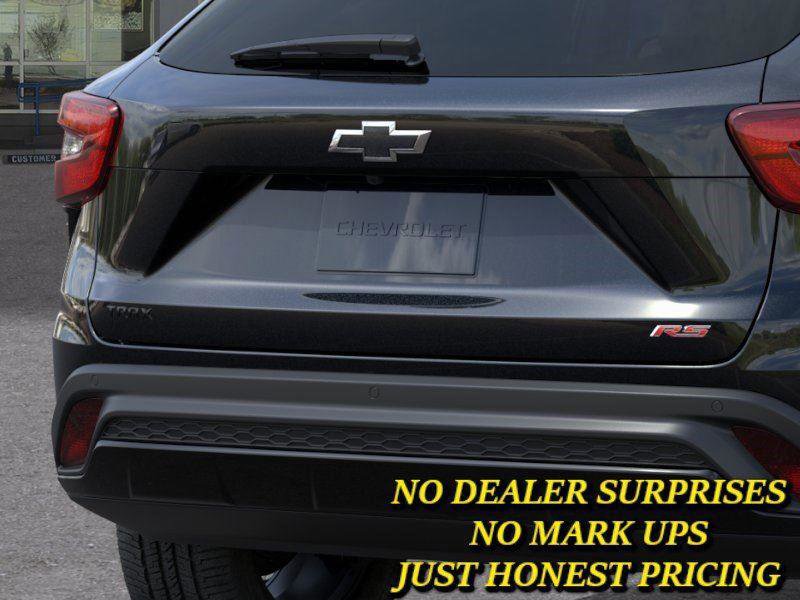 New 2026 Chevrolet Trax RS FWD image 14