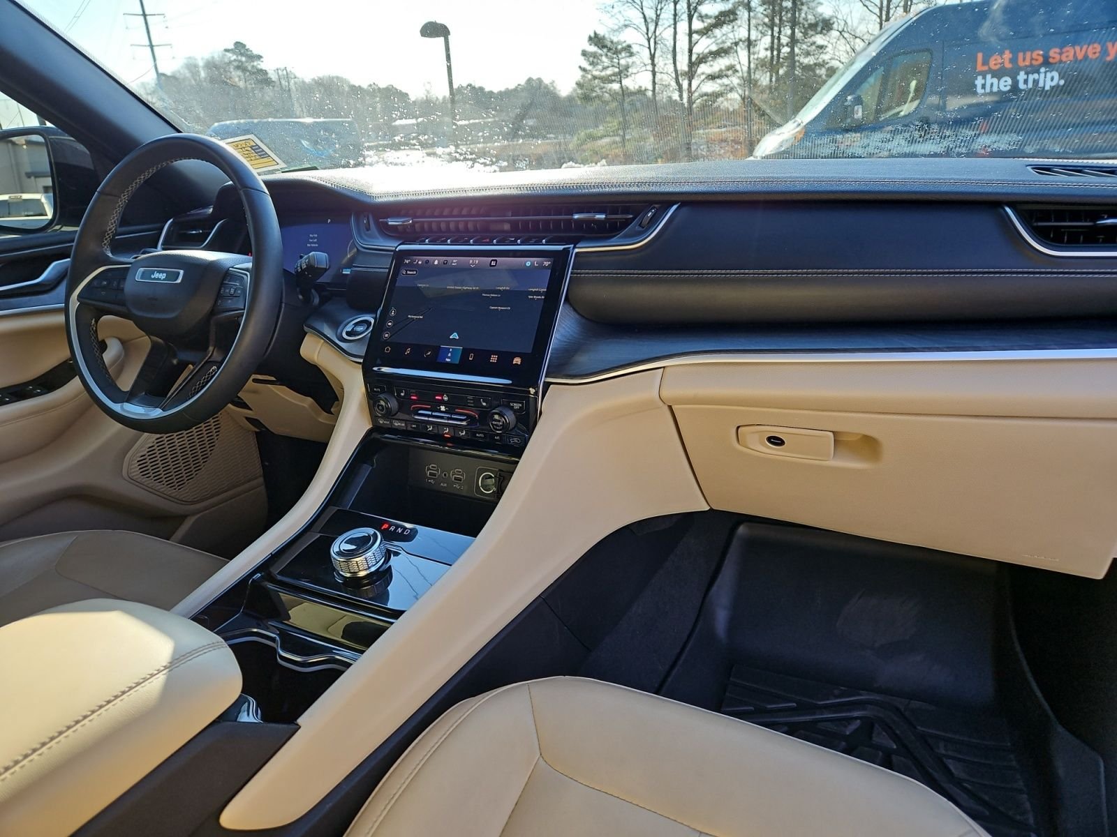 Used 2023 Jeep Grand Cherokee Limited RWD image 16