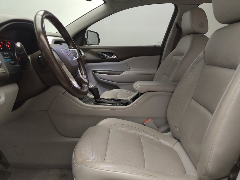 Used 2018 GMC Acadia SLT FWD image 17