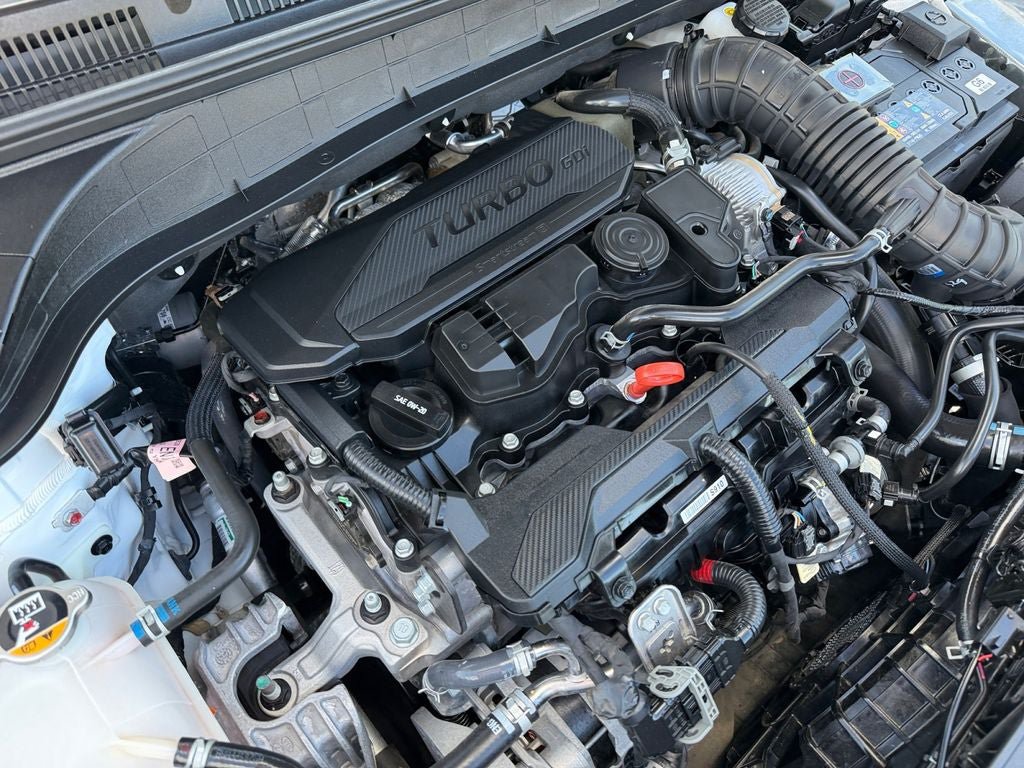 Used 2022 Hyundai Kona Limited w/ Cargo Package AWD/4WD image 30