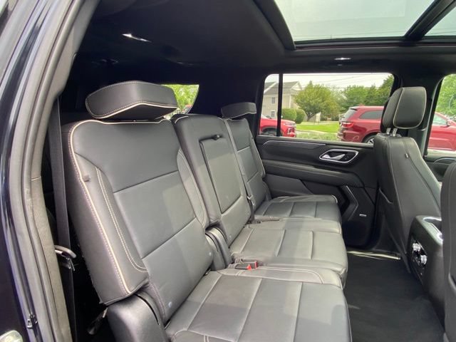 Used 2022 GMC Yukon XL SLT w/ SLT Luxury Package AWD/4WD image 25