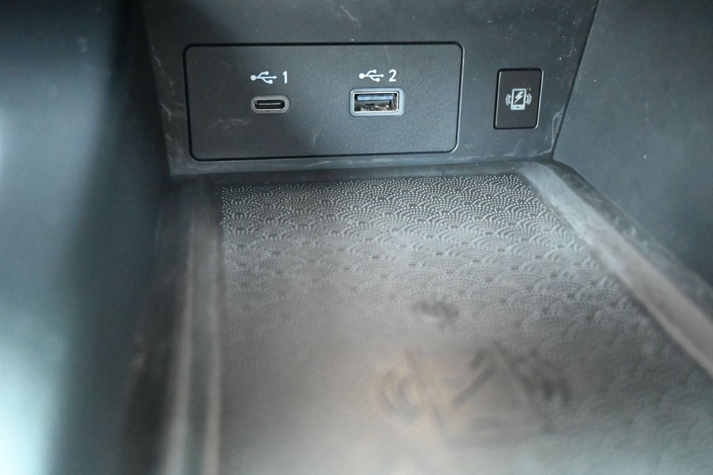 Used 2023 INFINITI QX60 Luxe w/ Cargo Package FWD image 15