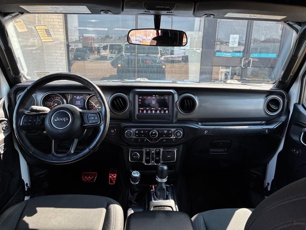 Used 2022 Jeep Gladiator Sport AWD/4WD image 14