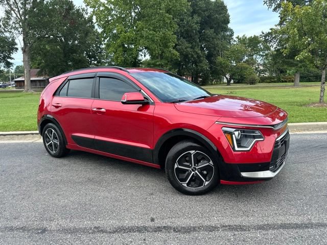 Certified 2024 Kia Niro FWD image 2