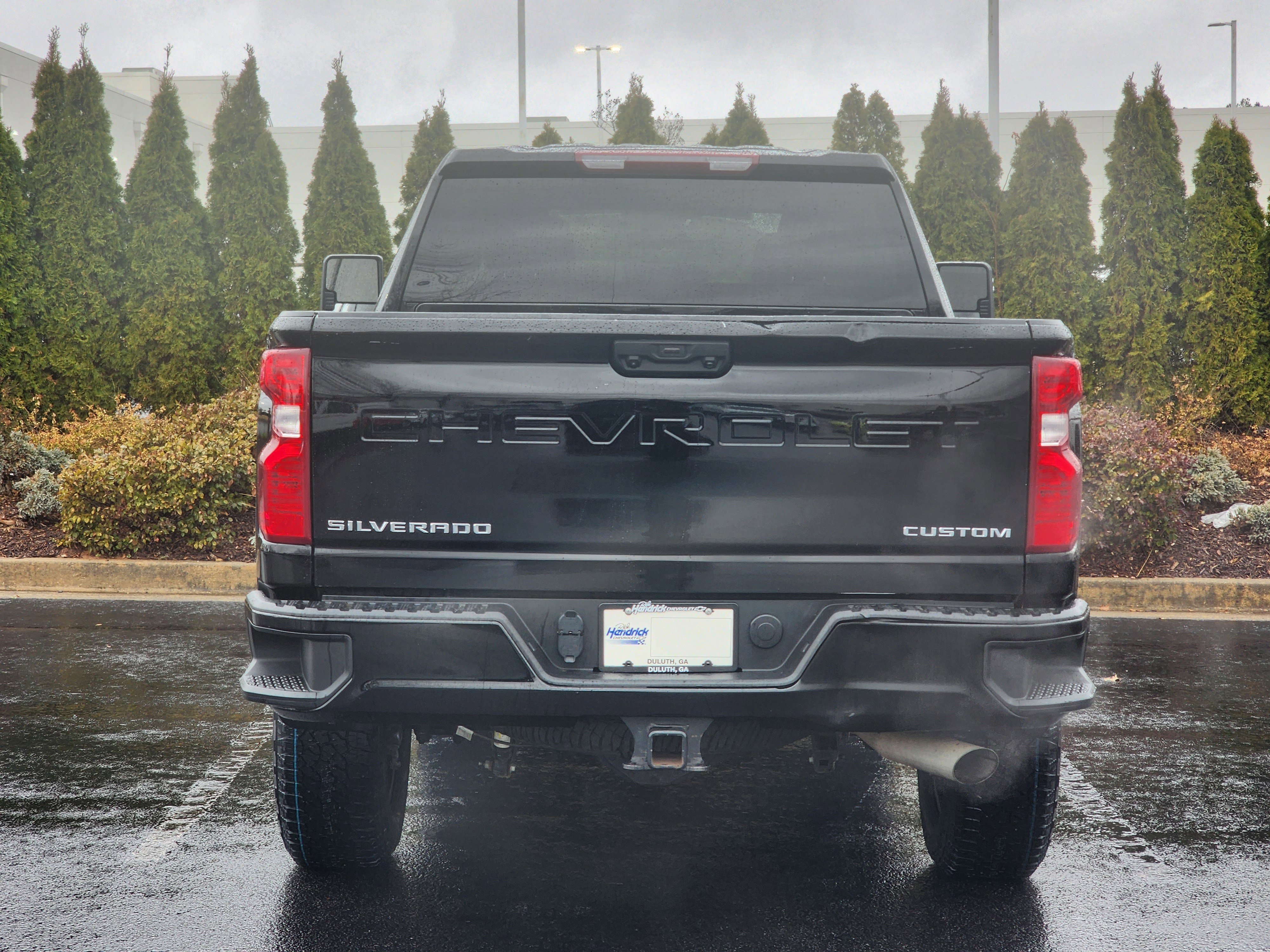 Used 2025 Chevrolet Silverado 2500 Custom w/ Custom Convenience Package image 9