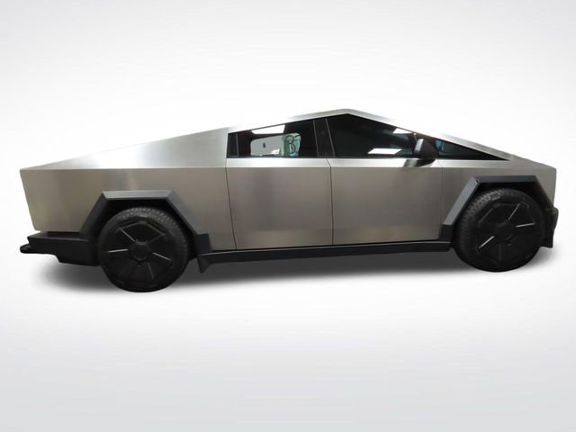 Used 2024 Tesla Cybertruck AWD Crew Cab image 6
