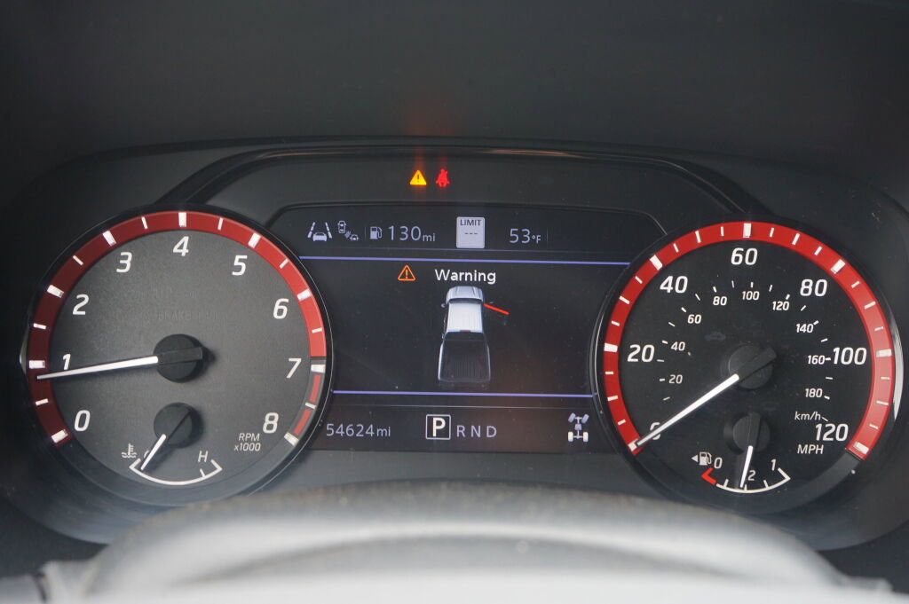 Used 2023 Nissan Frontier PRO-4X w/ Pro Convenience Package AWD/4WD image 15