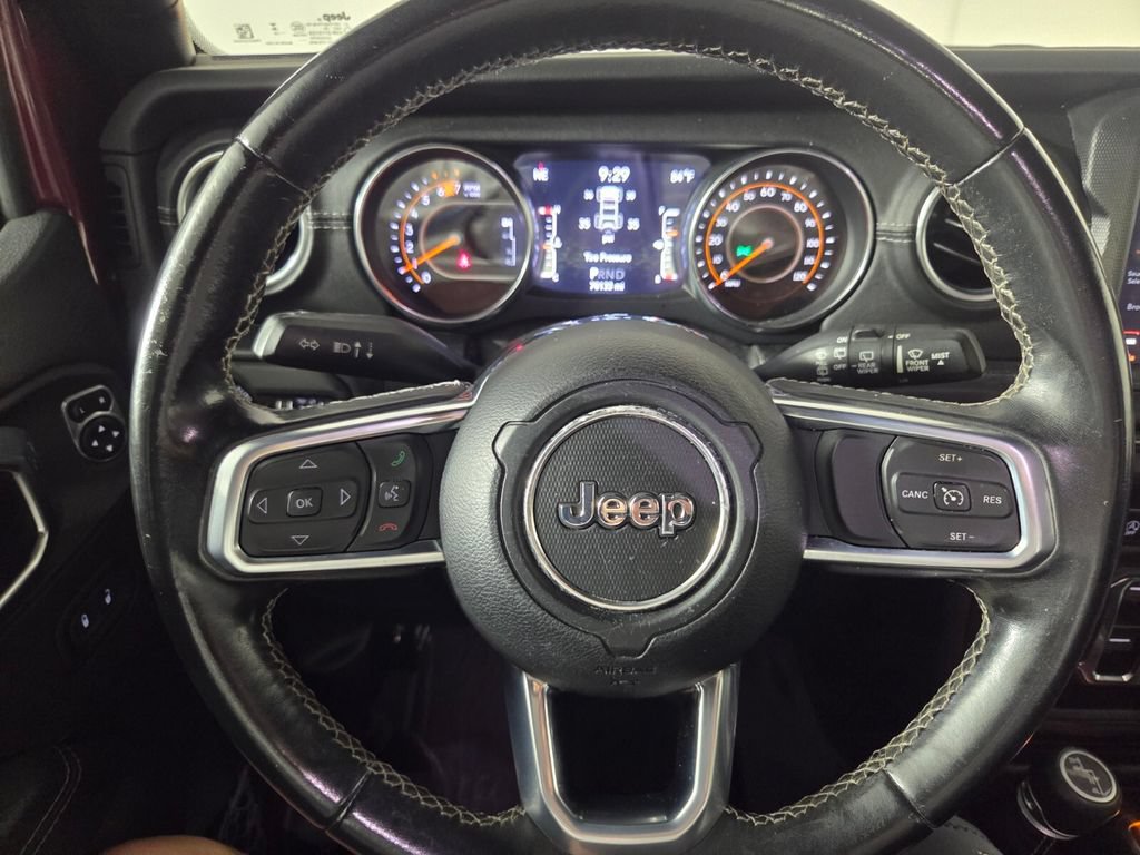 Used 2021 Jeep Wrangler Unlimited Sahara AWD/4WD image 15