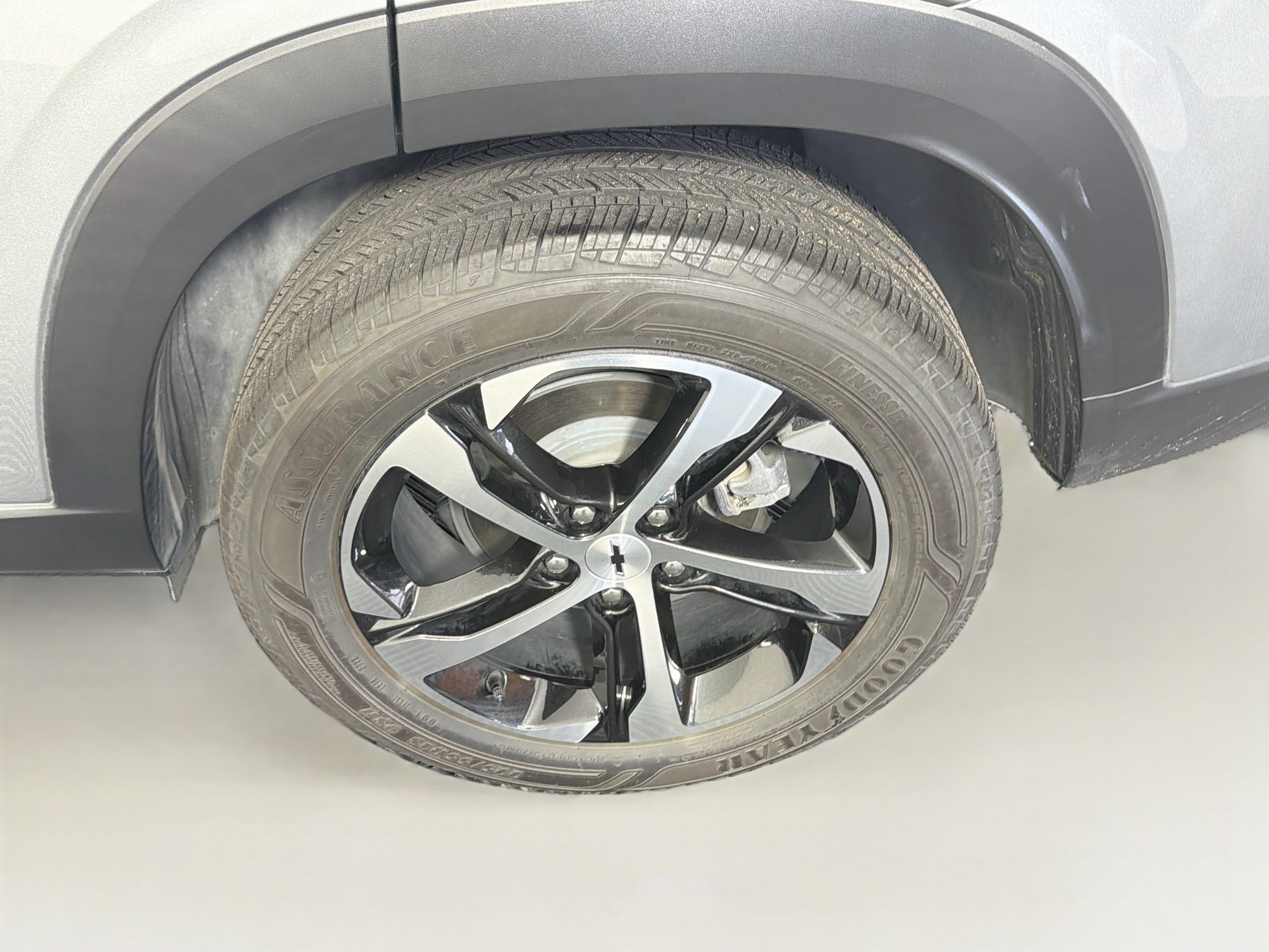 Used 2024 Chevrolet Trax RS w/ Driver Confidence Package FWD image 11