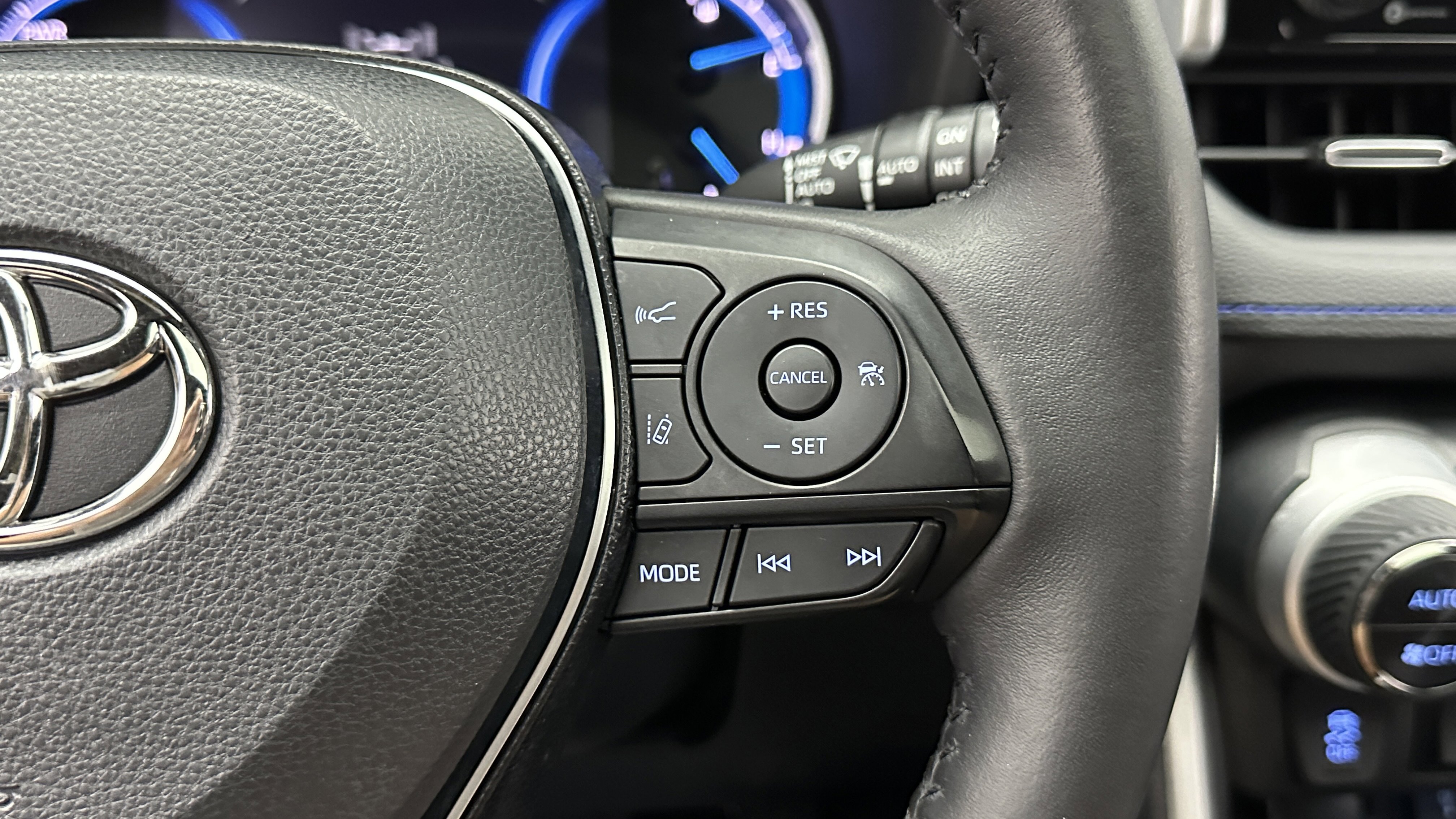 Used 2021 Toyota RAV4 XSE w/ XSE Grade Weather Package image 22