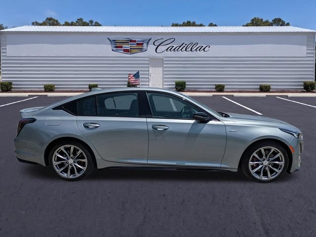 Certified 2024 Cadillac CT5 V w/ Premium Package RWD image 3