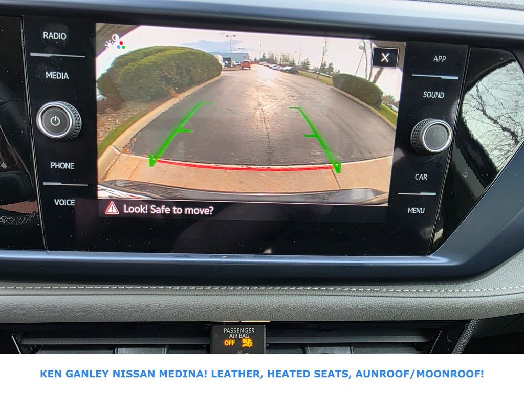 Used 2024 Volkswagen Taos SE image 31