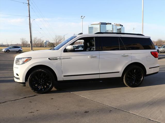Used 2020 Lincoln Navigator Reserve w/ Equipment Group 208A Reserve image 3
