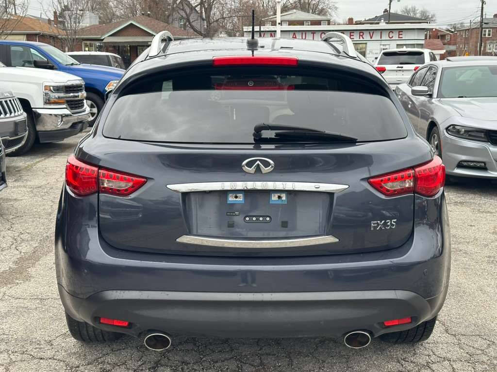 Used 2011 INFINITI FX35 2WD w/ Premium Pkg image 8