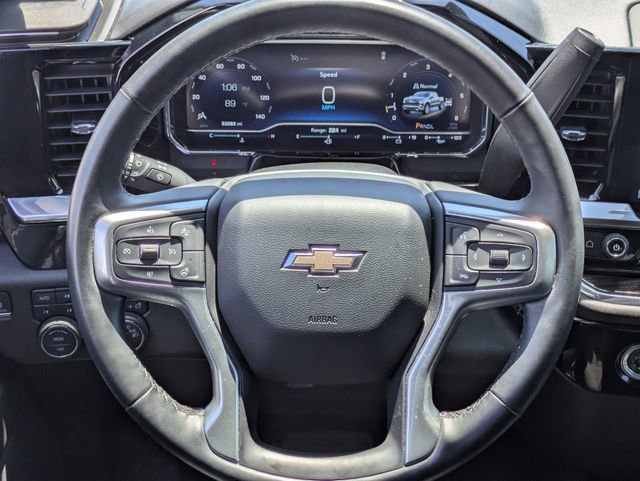 Used 2023 Chevrolet Silverado 1500 LT w/ Z71 Off-Road Package AWD/4WD image 18
