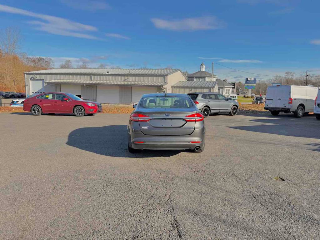 Used 2018 Ford Fusion S image 6