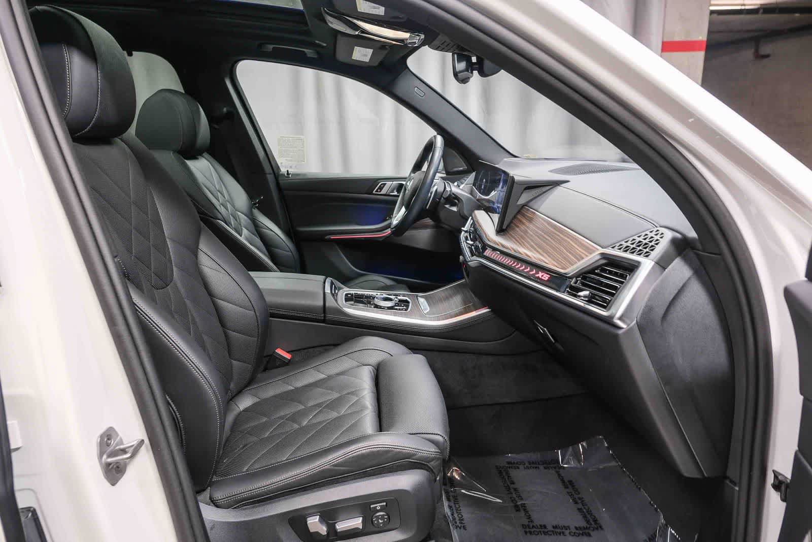 Used 2025 BMW X5 sDrive40i w/ Executive Package RWD image 22