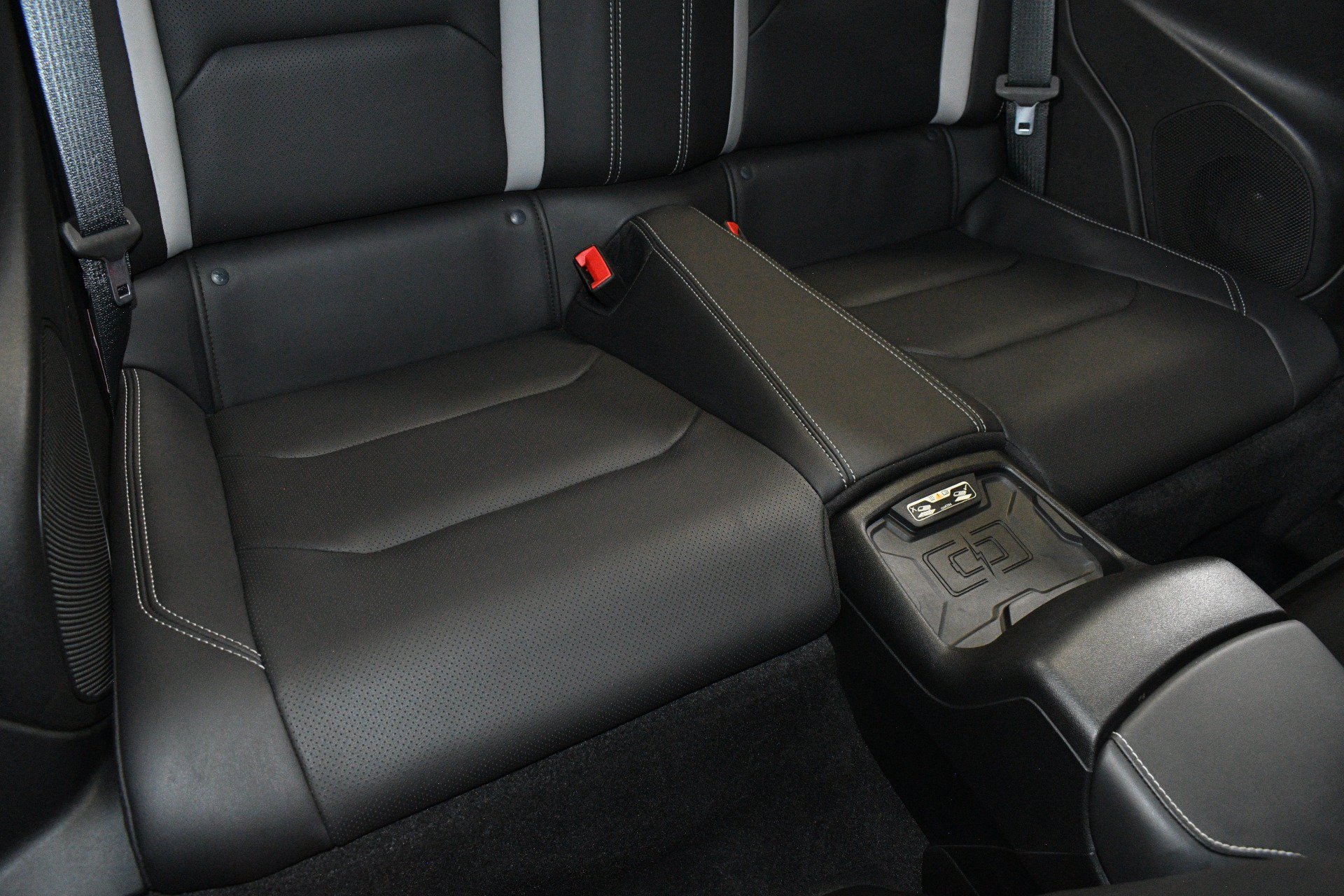 Used 2021 Chevrolet Camaro SS RWD image 20