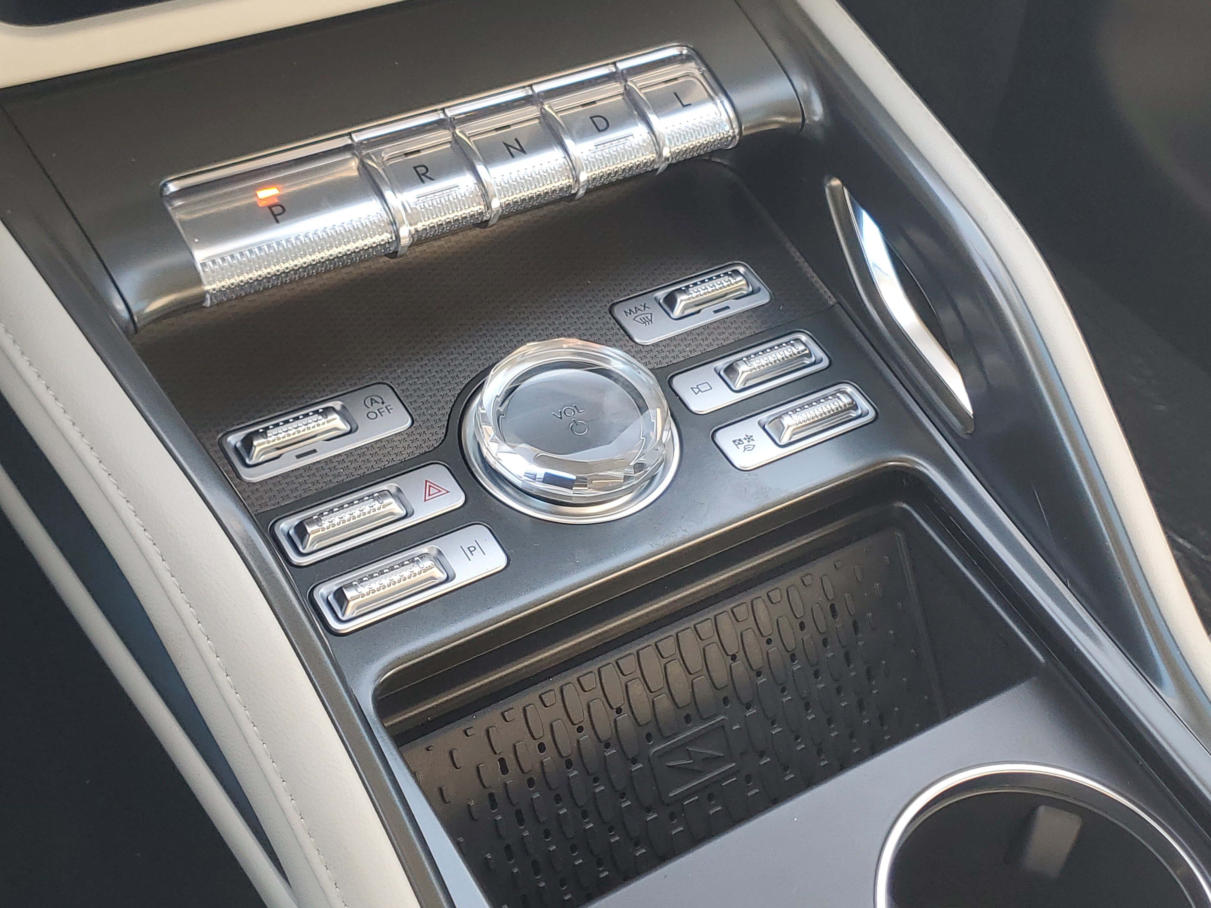 New 2026 Lincoln Nautilus Premier image 24