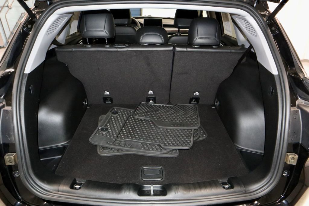 Used 2022 Jeep Compass Trailhawk image 13